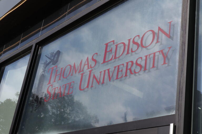 TESU Hosts Virtual Graduate Open House
